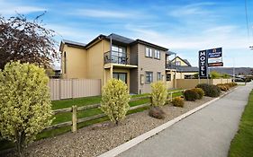 Avenue Motel
